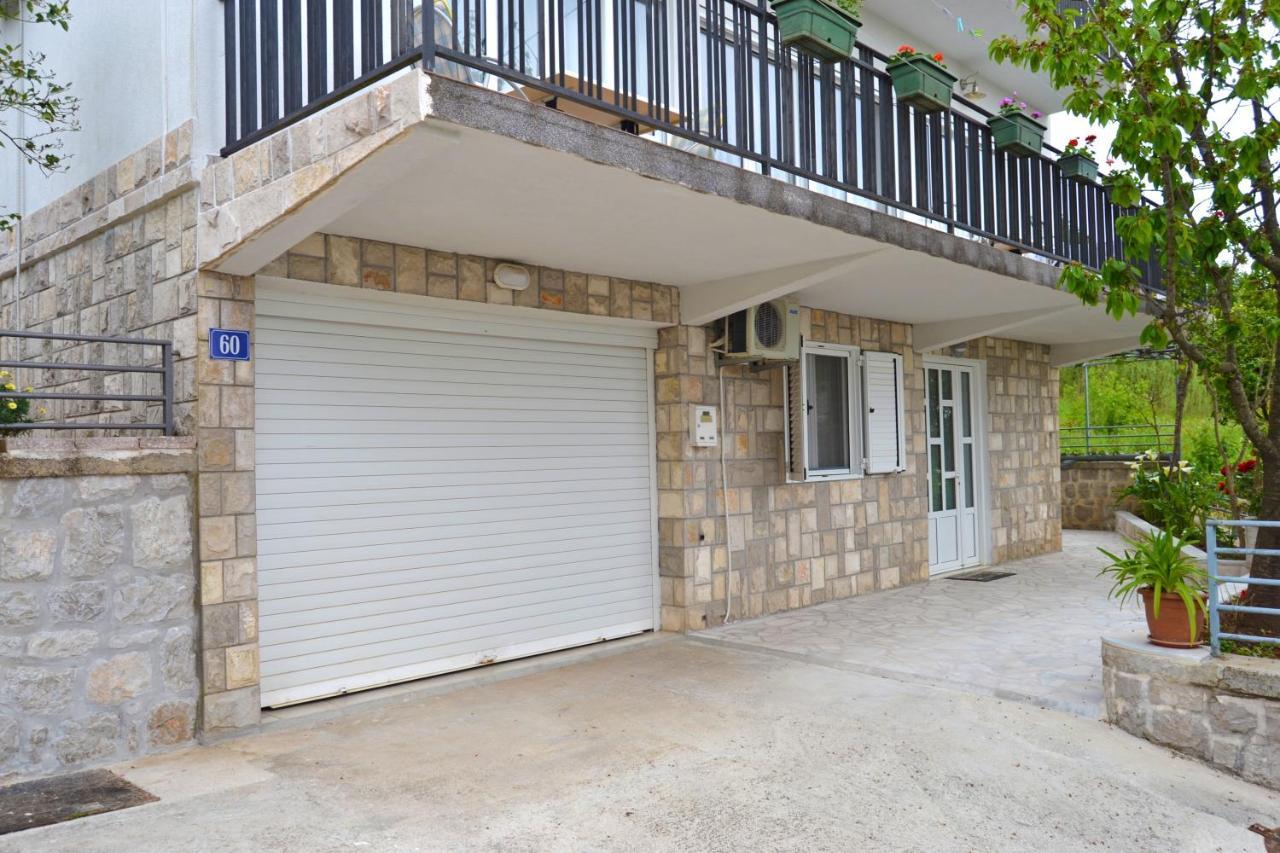 Tivat Apartments Exteriör bild