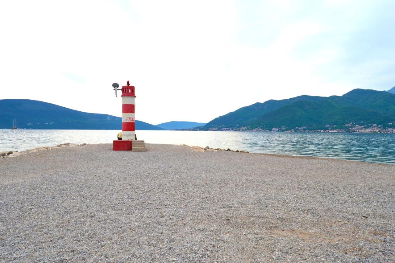 Tivat Apartments Exteriör bild