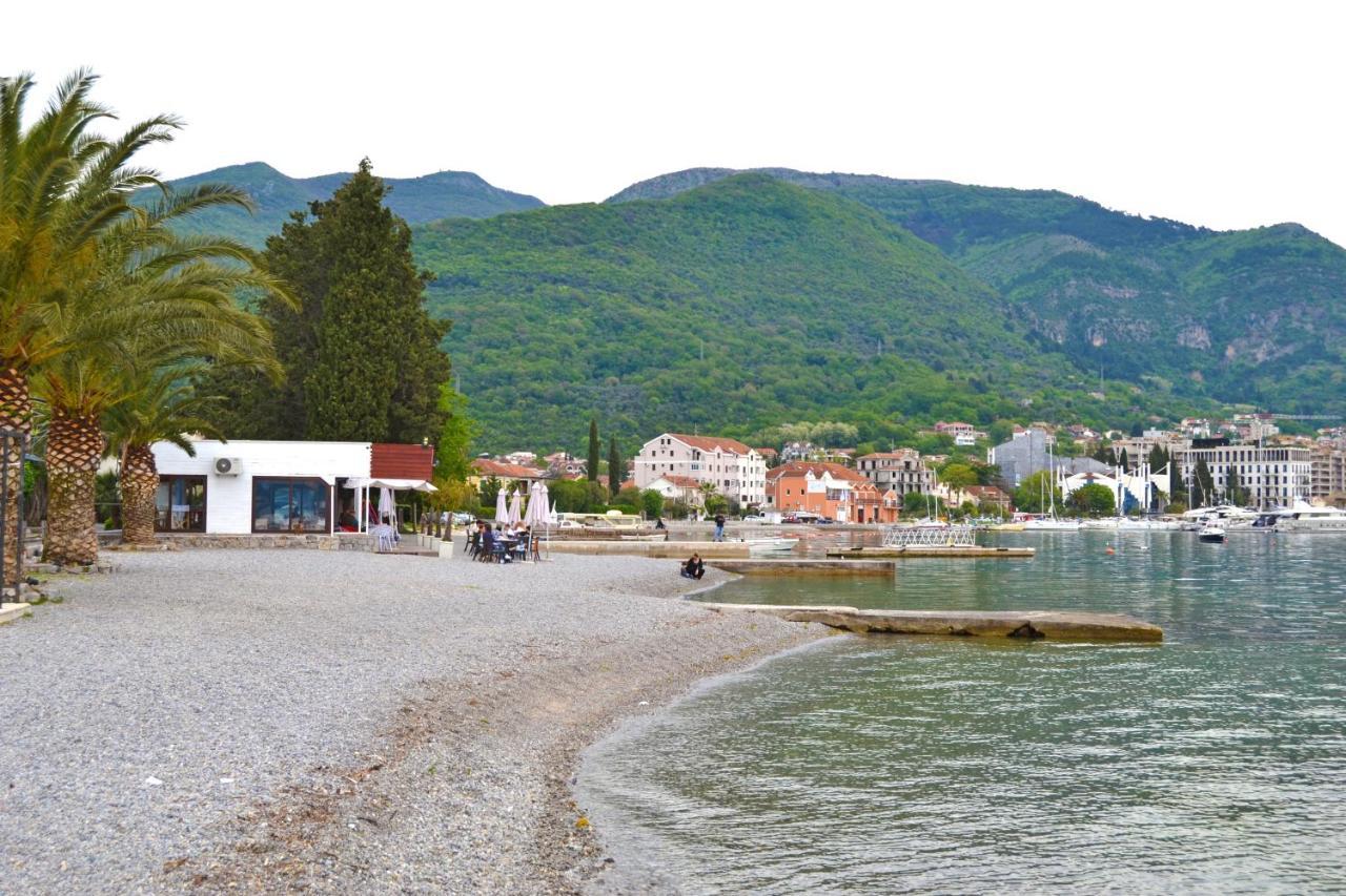Tivat Apartments Exteriör bild