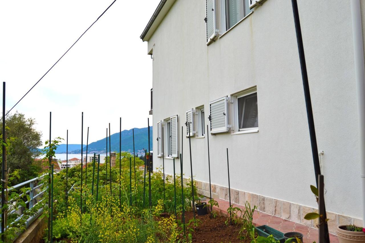 Tivat Apartments Exteriör bild