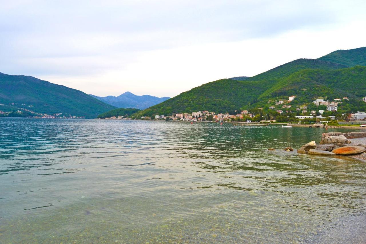 Tivat Apartments Exteriör bild
