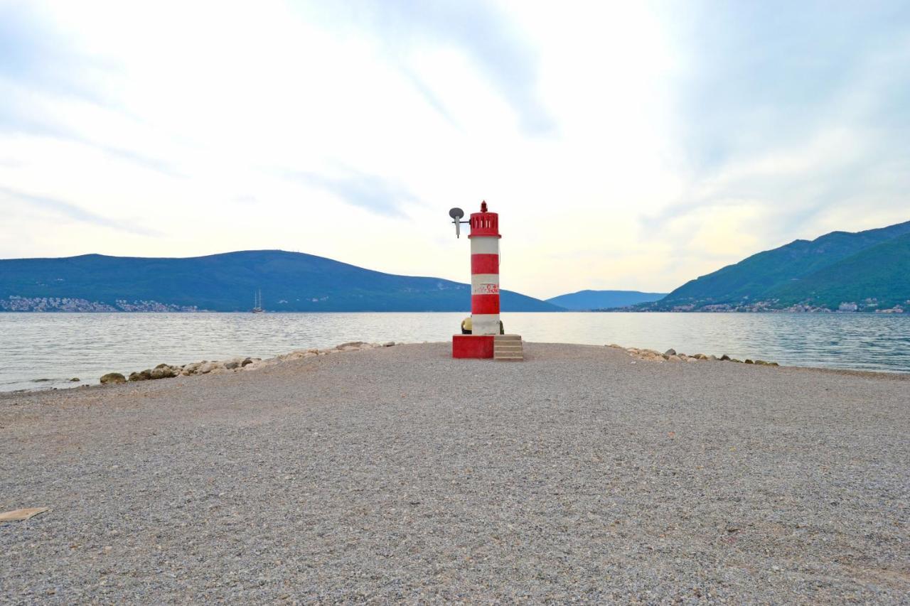 Tivat Apartments Exteriör bild