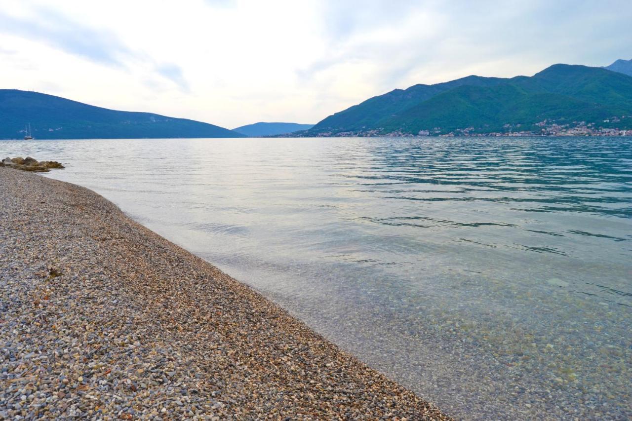 Tivat Apartments Exteriör bild